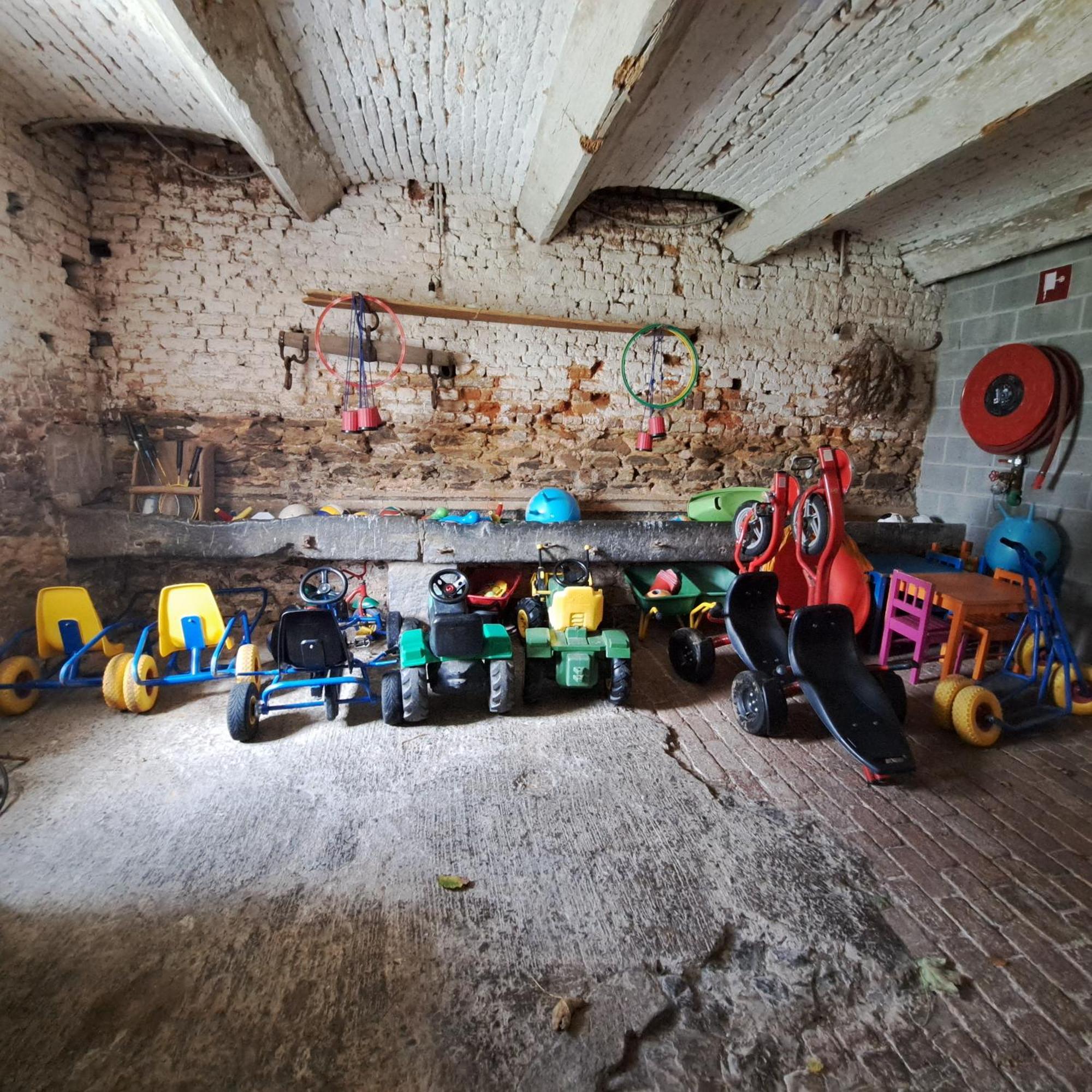 Maison Berton Gedinne Bagian luar foto