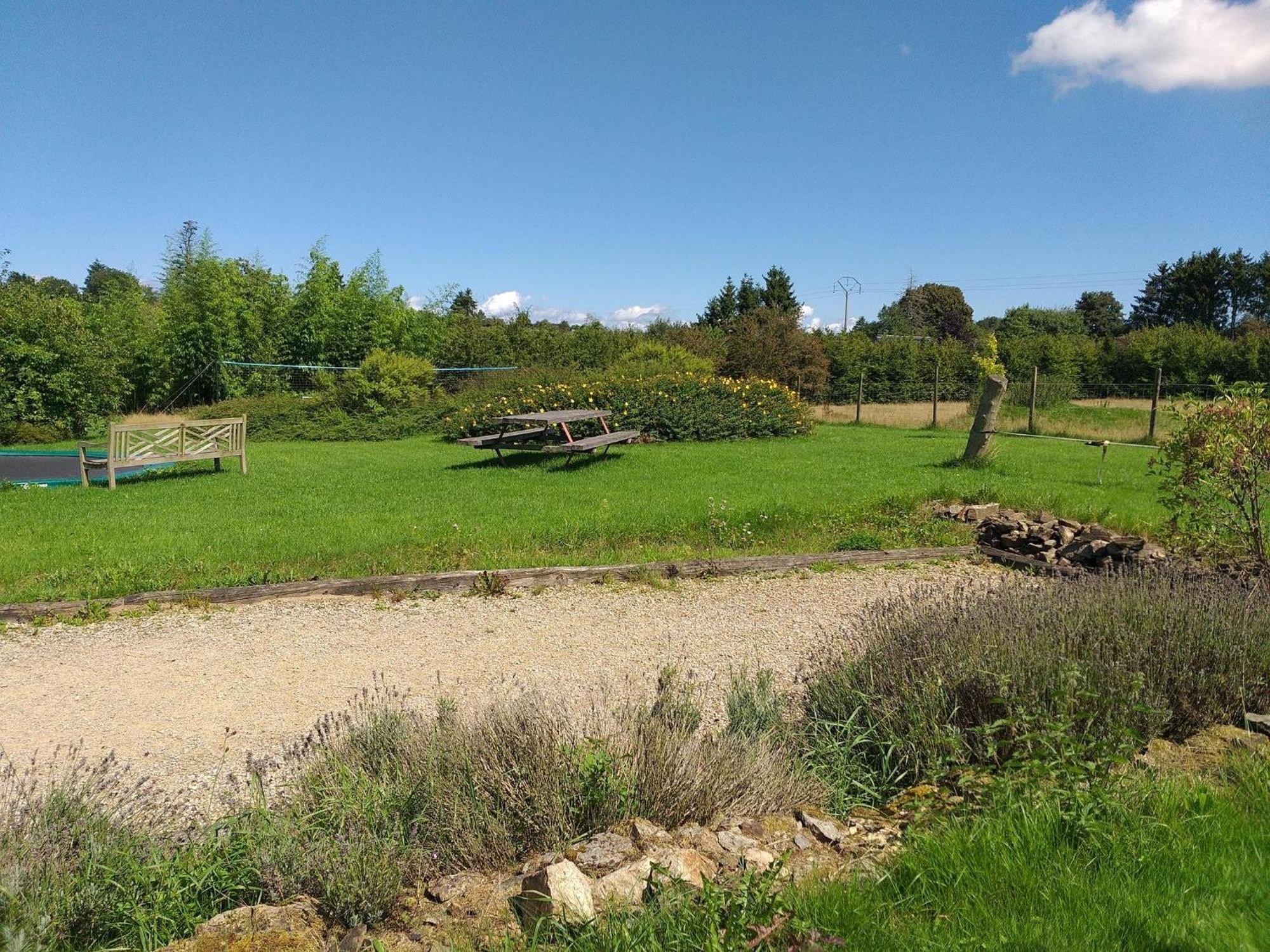 Maison Berton Gedinne Bagian luar foto